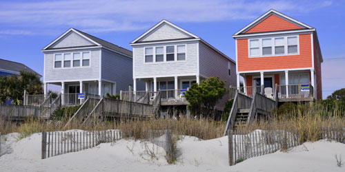 EASST MATUNUCK BEACH IN RI- shutterstock